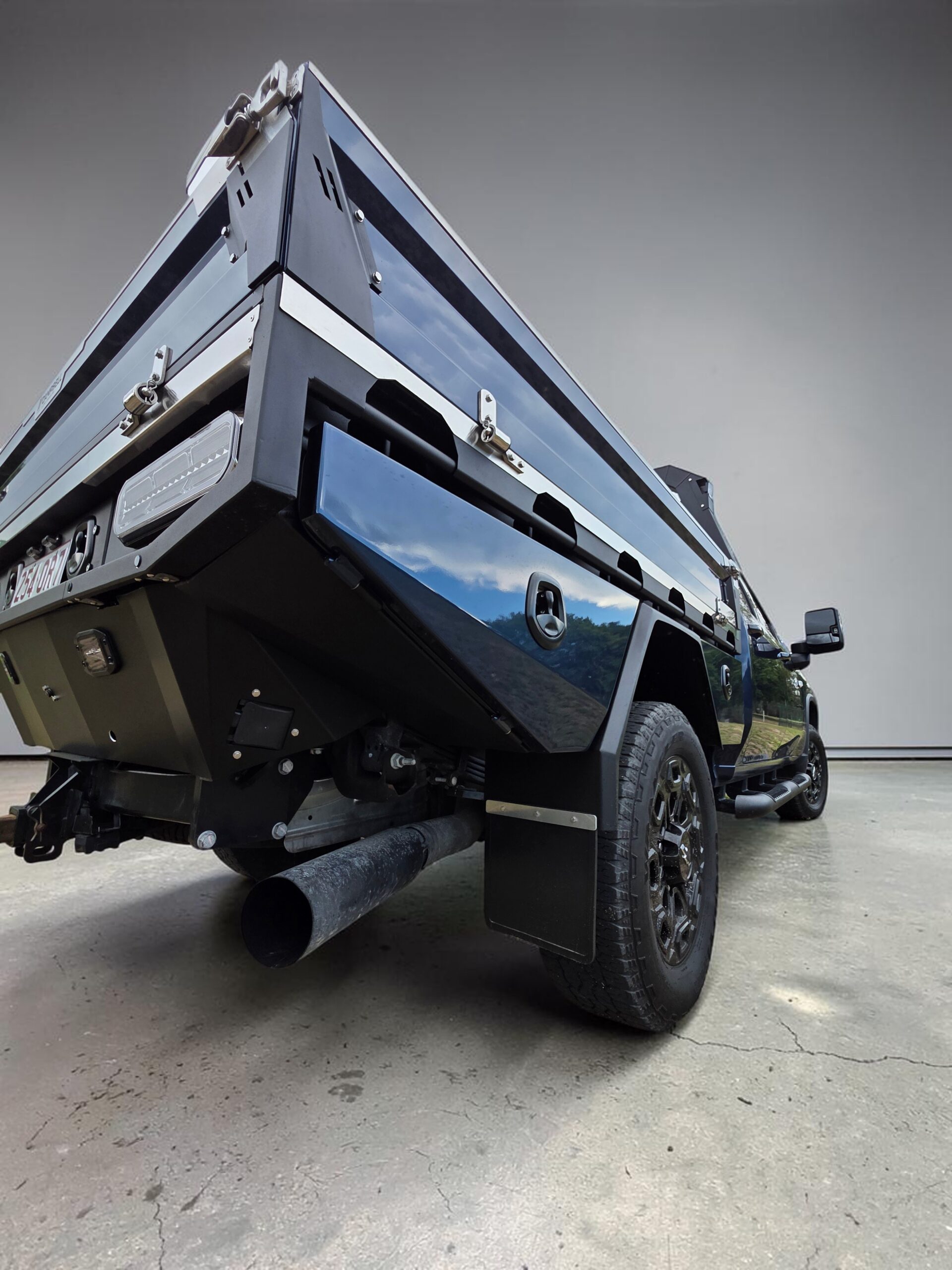 American F250/ 2500 Heavy duty Aluminum Tray - Image 4